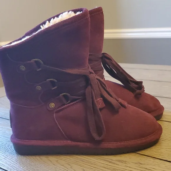 BEARPAW Boots Size 6 - Picture 1 of 16